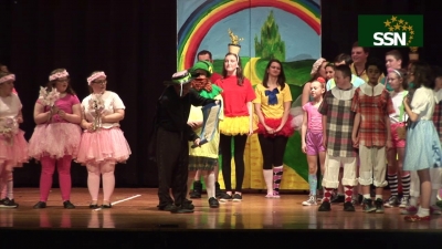 Shining Stars &quot;Wizard&quot; Goes Hollywood