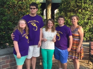 Shining Stars Donates $4,000 to The Arc of Union County